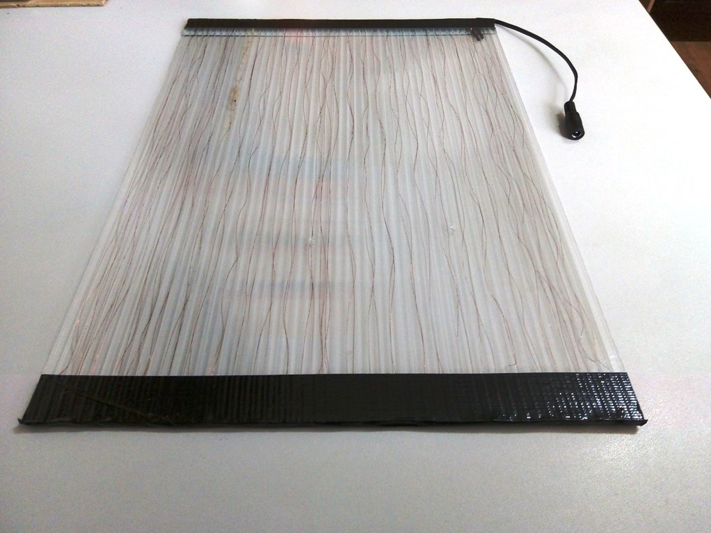 VNZ332 Vyhřívaná deska - střední 20W A3 (40x30cm) polykarbonát