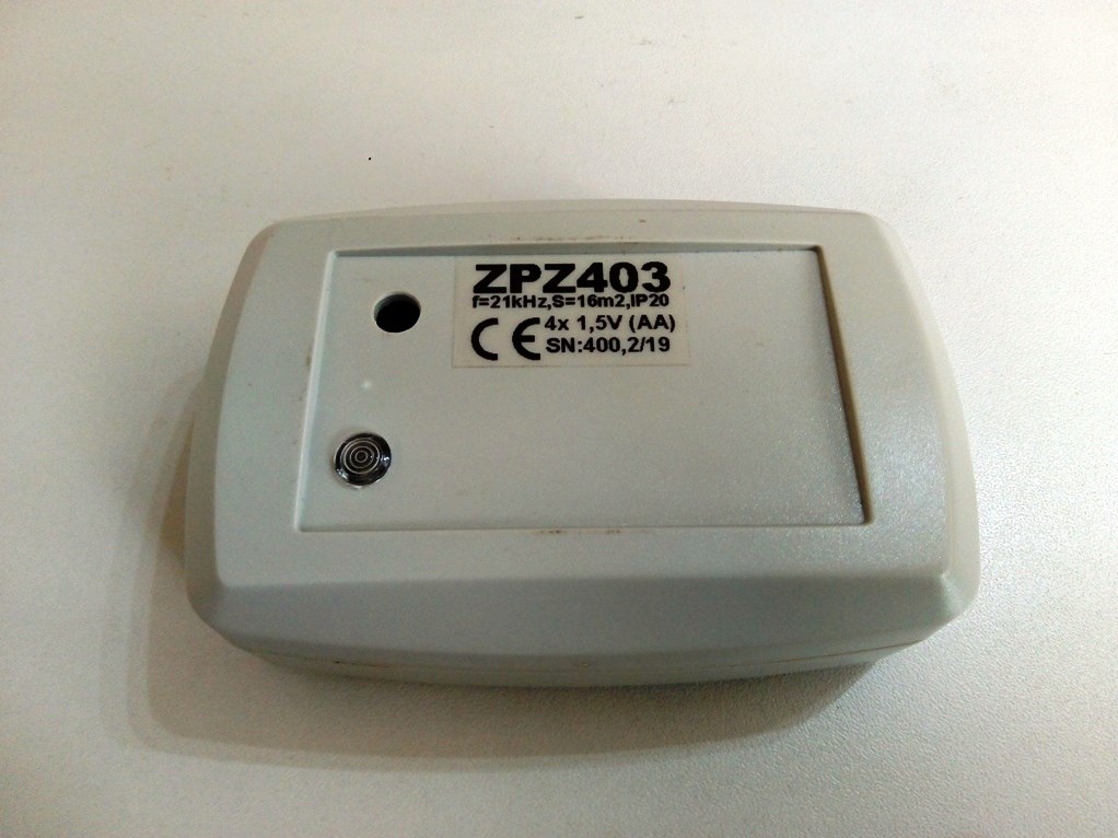 ZPZ403 Ultrazvukový odpuzovač kun - přenosný na baterie