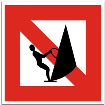 Plavební znak A17 - Zákaz plavby plováků s plachtou (windsurfů)