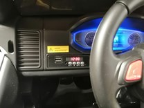 Dětský dvoumístný elektrický policejní vůz Rover policie 911 s 2,4G D