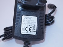 Adapter pro nabíjení dětských vozítek 12V-1000mA s kontrolkou nabíjení