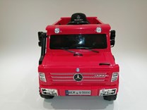 Mercedes Benz Unimog U500 s 2,4G DO,  hasičský záhraný sbor