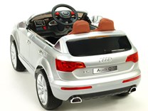 Dětské elektrické autíčko Audi Q7 s 2,4G DO a čalouněnou sedačkou a odpruženou nápravou - HLQ7 2,4G.silver