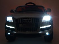 Dětské elektrické autíčko Audi Q7 s 2,4G DO a čalouněnou sedačkou a odpruženou nápravou - HLQ7 2,4G.black