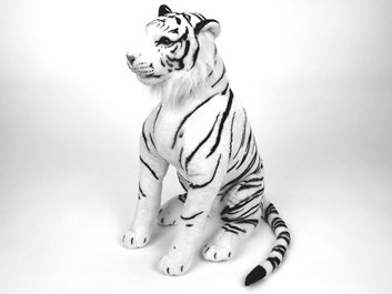 Plyšový tygr bílý sedící - II jakost