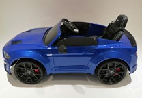 Driftovací  elektrické autíčko licenční  Ford Mustang 5.0 GT - lakovaný modrý