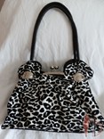 Dámská kabelka leopard bílo-černá