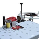IGM Olepovací a ořezávací stůl se zásobníkem pro DR500, BR300
